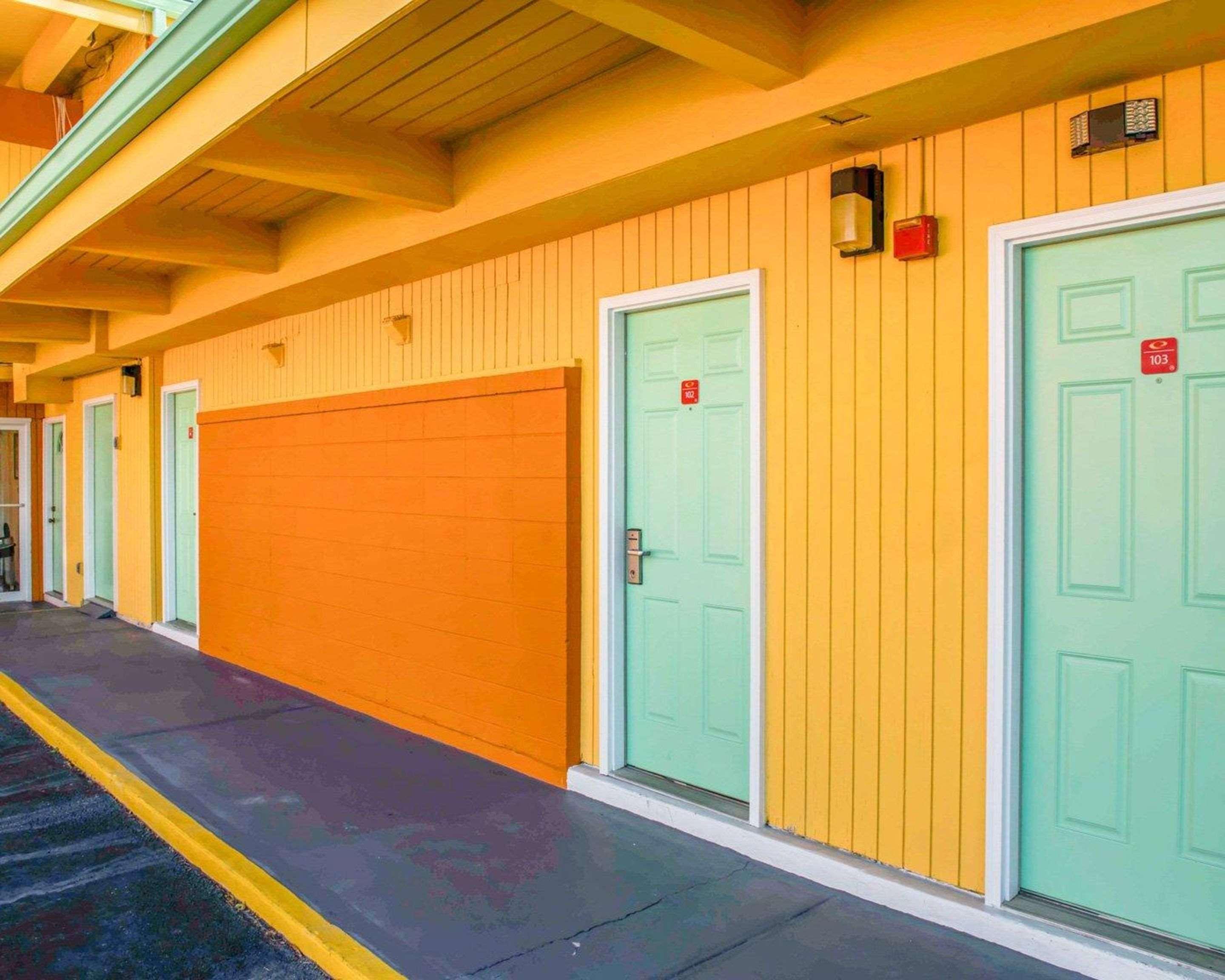 Econo Lodge Tallahassee Near Capital -University Exteriör bild